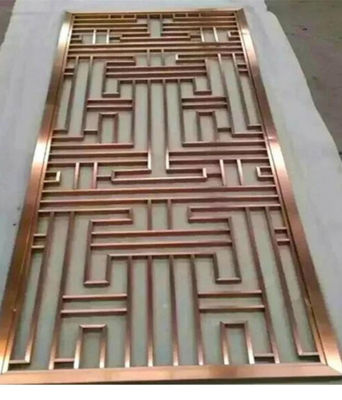 Op maat gemaakte ruimtedeelt van roestvrij staal met Rose Gold-coating en 8 mm dikte voor binnen- en buitenruimten