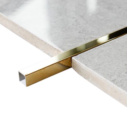 Premium spiegel titanium goud roestvrij staal U-kanaalafwerking voor luxe decor.