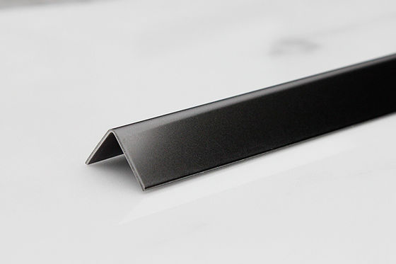 Spiegeloppervlak 2438mm Zwart PVD-coating Edelstaal tegel trim SS304L tegelstrook