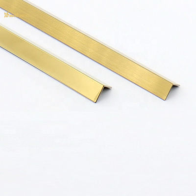 Goede prijs 2438mm het Comité van de Roestvrij staalmuur Versieringst Vorm Rose Gold Pvd Color online